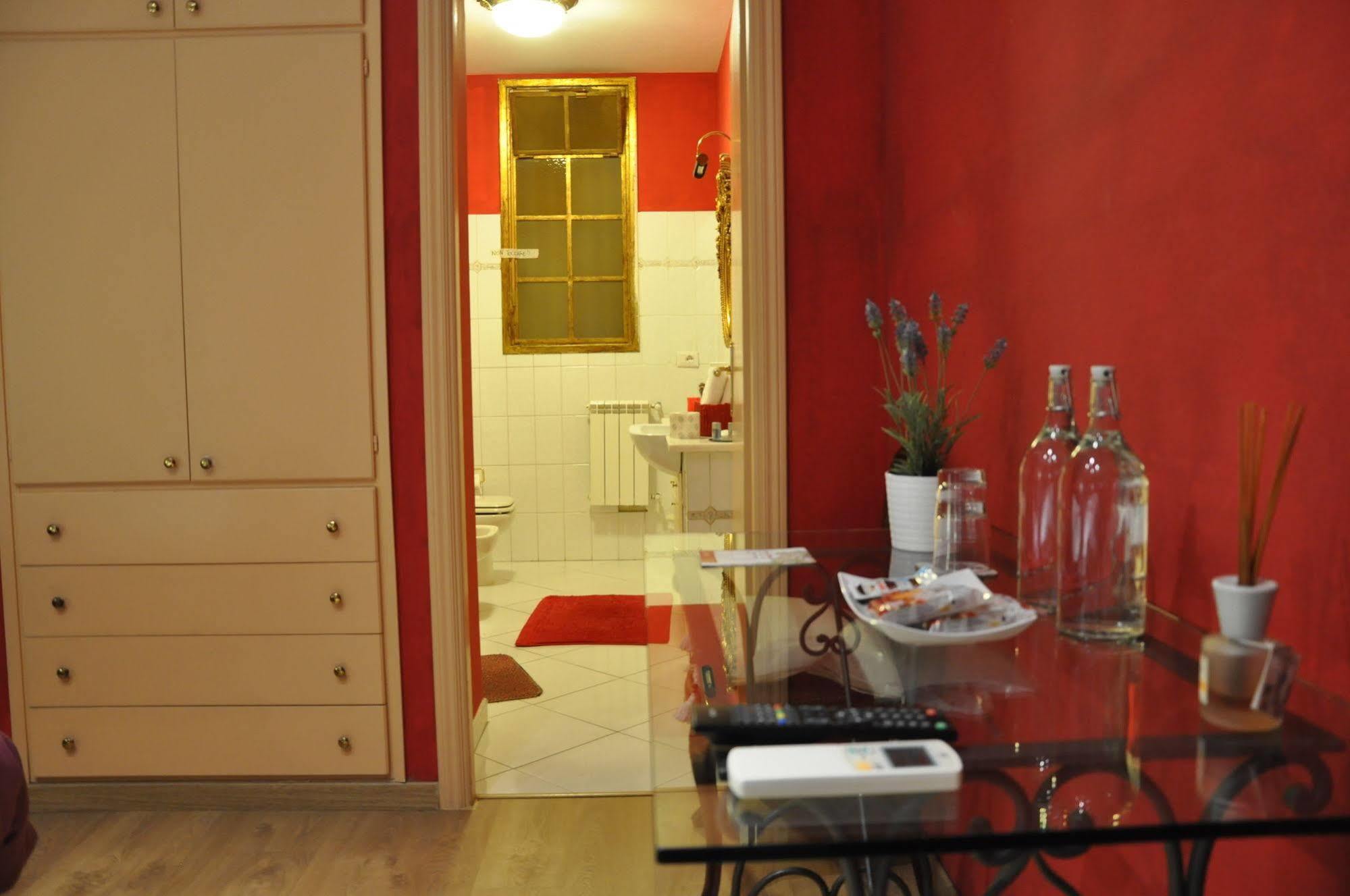 לינה וארוחת בוקר רומא Capocchia House מראה חיצוני תמונה